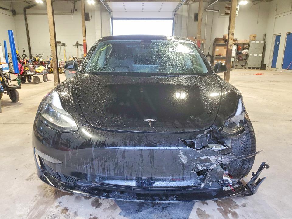 Photo 5 from auction – 2022 TESLA MODEL 3 with VIN 5YJ3E1EA8NF322402
