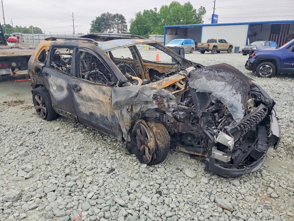 Photo 4 from auction – 2019 JEEP CHEROKEE with VIN 1C4PJMDX2KD383476