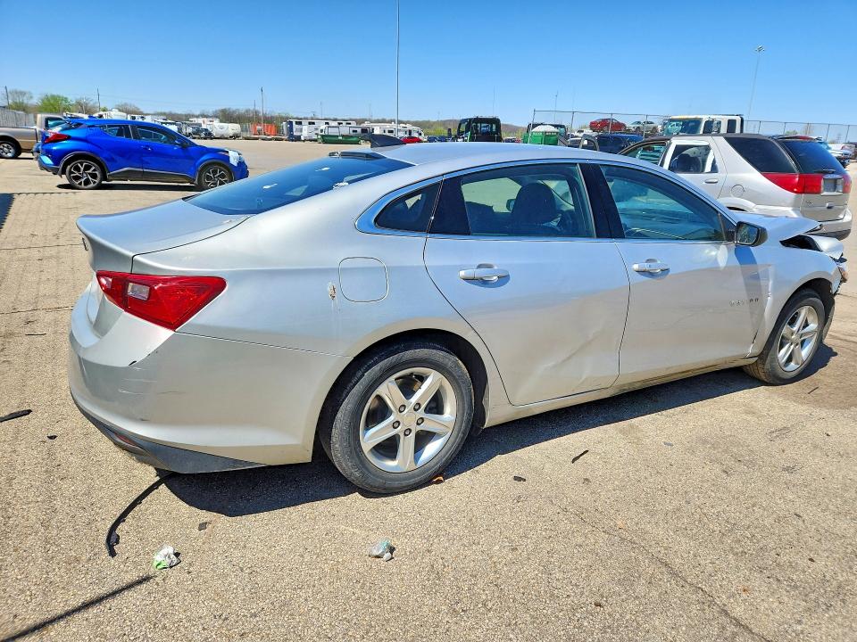 Photo 3 from auction – 2022 CHEVROLET MALIBU with VIN 1G1ZC5ST6NF166507