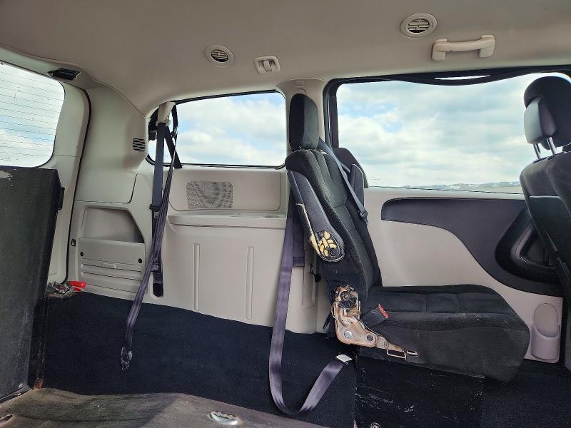 Photo 11 from auction – 2016 DODGE GRAND CARAVAN with VIN 2C4RDGBGXGR342635