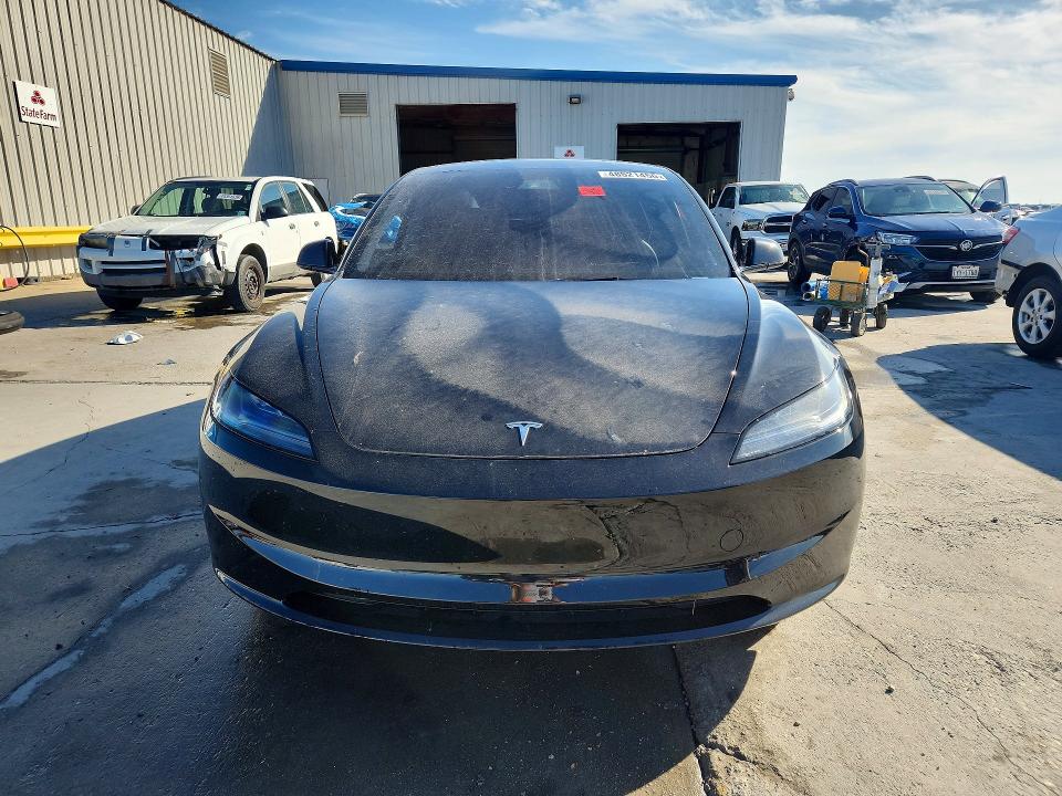 Photo 5 from auction – 2025 TESLA MODEL 3 with VIN 5YJ3E1EA8SF921182