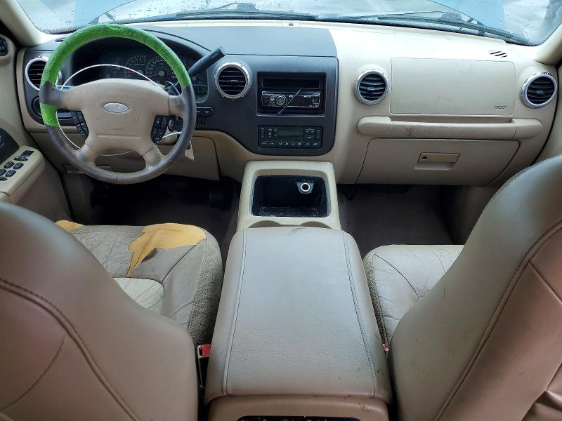 Photo 8 from auction – 2004 FORD EXPEDITION with VIN 1FMPU17L64LA90411