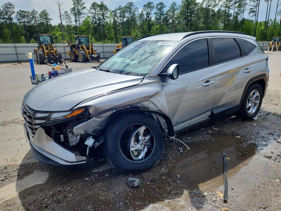 HYUNDAI TUCSON 2023 with VIN 5NMJBCAE0PH198616 - Photo from auction