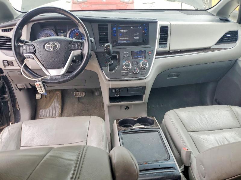 Photo 8 from auction – 2015 TOYOTA SIENNA with VIN 5TDYK3DC7FS667947