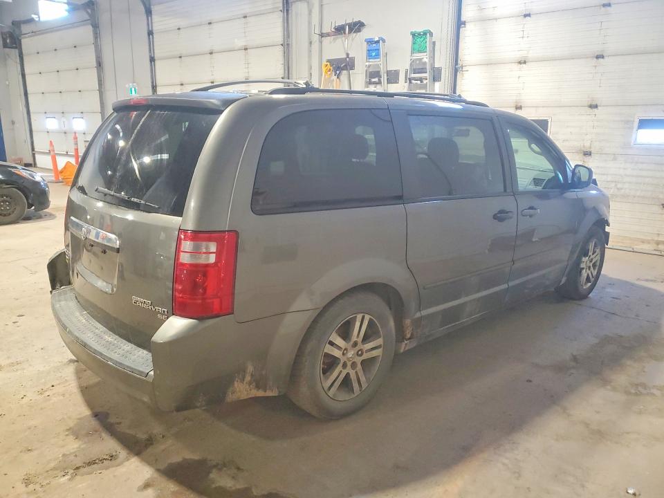 Photo 3 from auction – 2010 DODGE GRAND CARAVAN with VIN 2D4RN4DE8AR276247