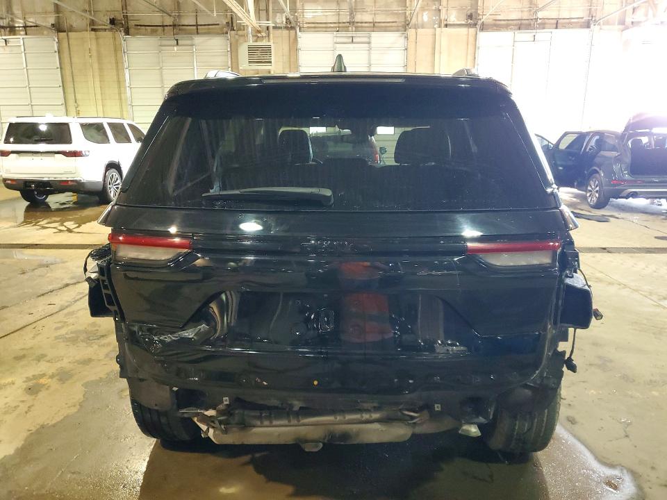 Снимка 6 от търг – 2023 JEEP GRAND CHEROKEE с VIN 1C4RJHAG6PC589319