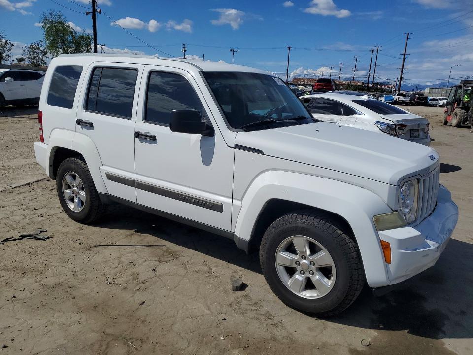 Photo 4 from auction – 2012 JEEP LIBERTY with VIN 1C4PJLAK6CW103941