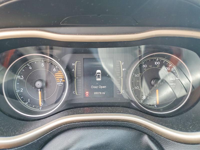 Photo 9 from auction – 2016 JEEP CHEROKEE with VIN 1C4PJLCB2GW113868