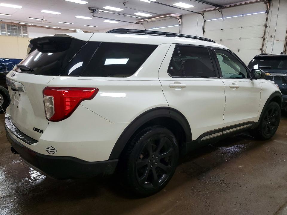 Photo 3 from auction – 2022 FORD EXPLORER with VIN 1FMSK8DHXNGB73424