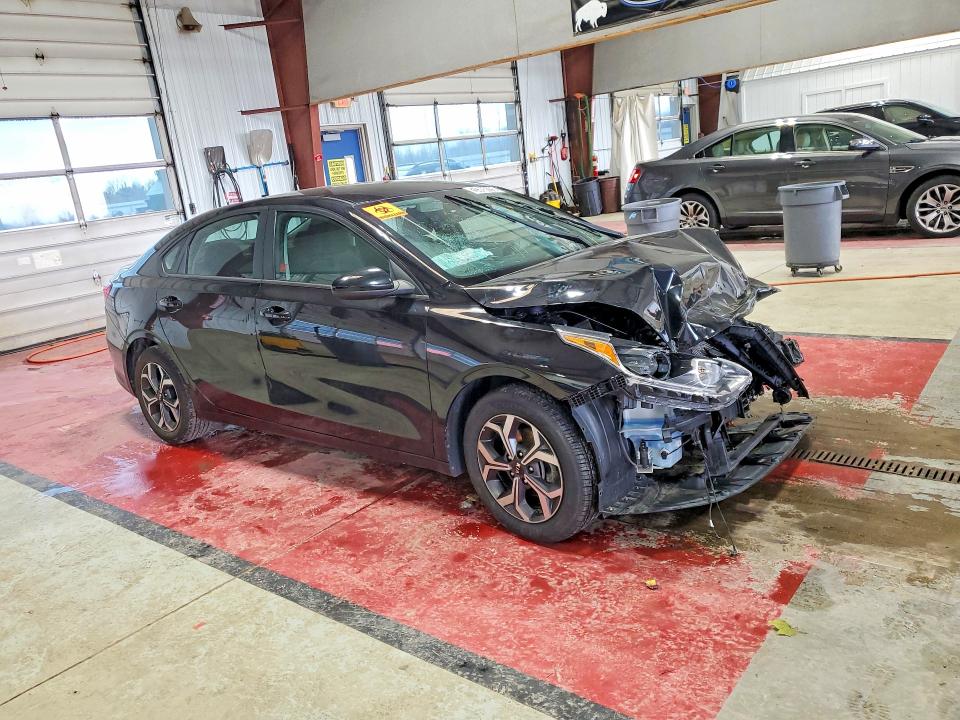 Photo 4 from auction – 2021 KIA FORTE with VIN 3KPF24AD3ME268826