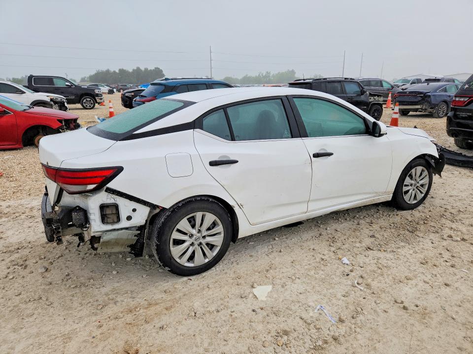 Photo 3 from auction – 2024 NISSAN SENTRA with VIN 3N1AB8BV1RY287778