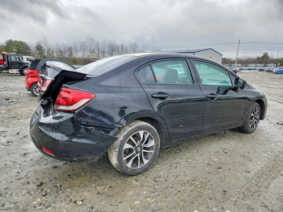 Photo 3 from auction – 2014 HONDA CIVIC with VIN 19XFB2F83EE248559