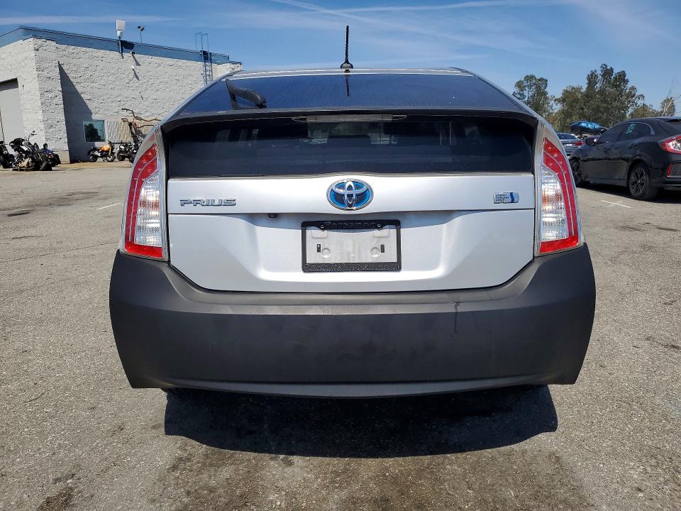 Photo 6 from auction – 2013 TOYOTA PRIUS with VIN JTDKN3DU8D0344982