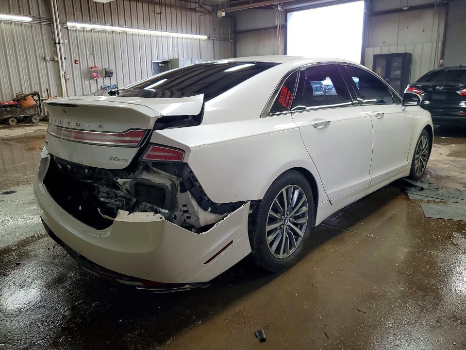 Zdjęcie 3 z aukcji – 2017 LINCOLN MKZ z VIN 3LN6L5C94HR604974