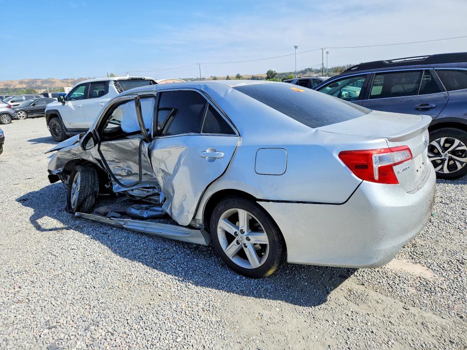Photo 2 from auction – 2014 TOYOTA CAMRY with VIN 4T1BF1FK1EU446630