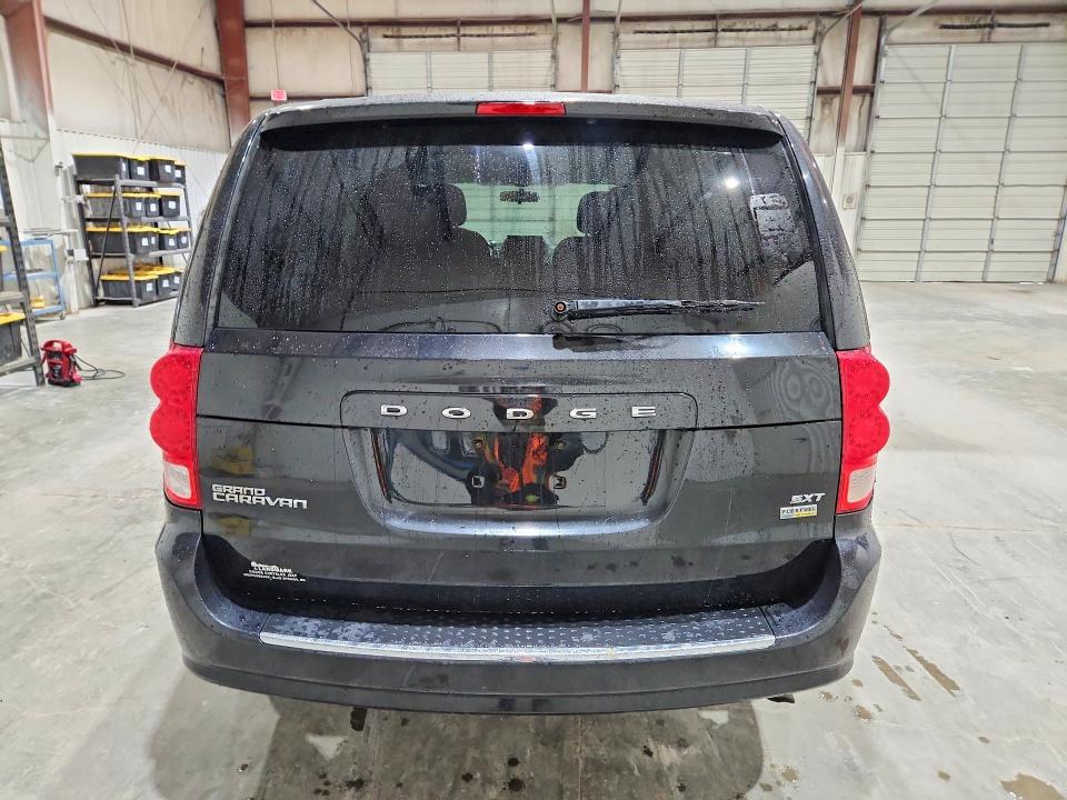 Photo 6 from auction – 2014 DODGE GRAND CARAVAN with VIN 2C4RDGCG5ER119981