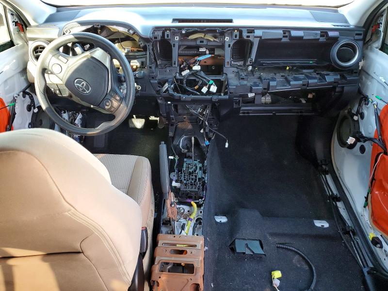 Photo 8 from auction – 2015 TOYOTA RAV4 with VIN 2T3WFREV3FW171623