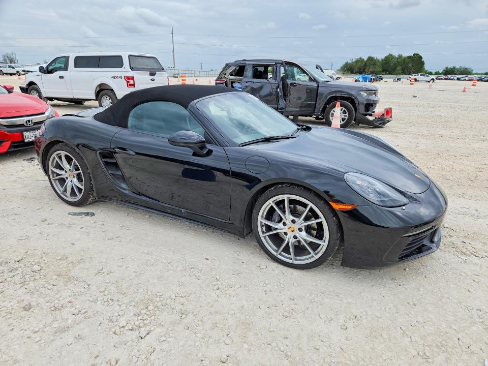 Photo 4 from auction – 2023 PORSCHE BOXSTER with VIN WP0CA2A88PS205137