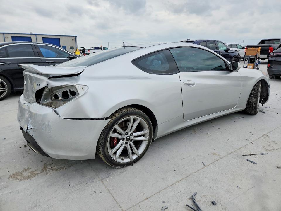 Photo 3 from auction – 2012 HYUNDAI GENESIS COUPE with VIN KMHHU6KH3CU071084