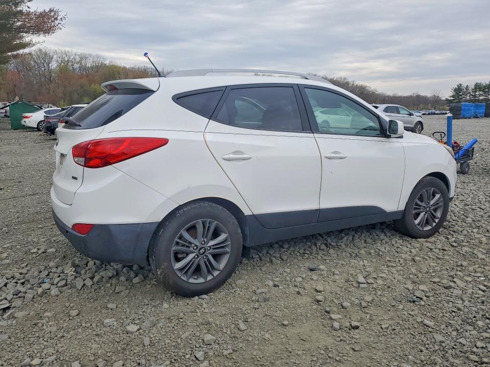 Photo 3 from auction – 2014 HYUNDAI TUCSON with VIN KM8JUCAG6EU793466