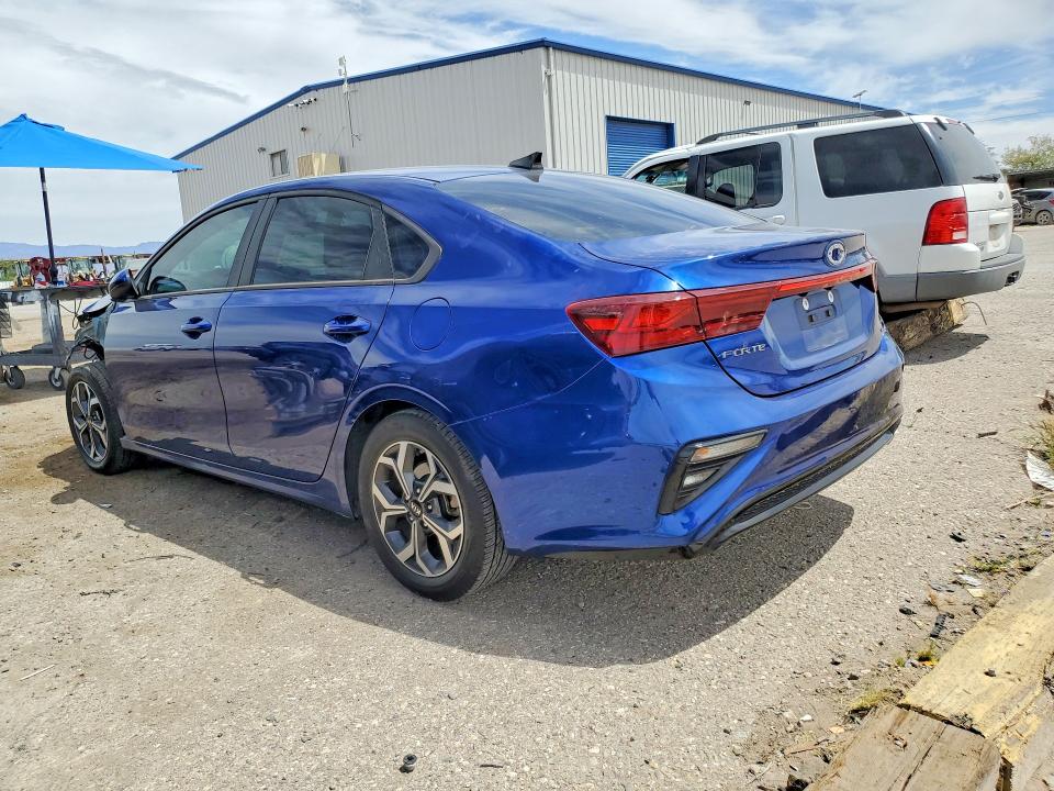 Photo 2 from auction – 2021 KIA FORTE with VIN 3KPF24AD8ME412581