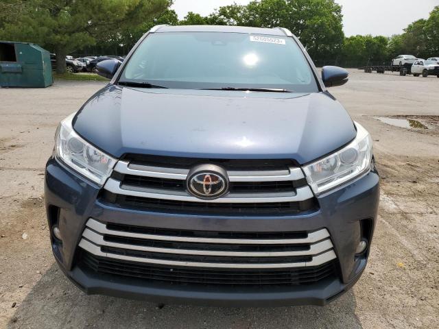 Photo 5 from auction – 2017 TOYOTA HIGHLANDER with VIN 5TDJZRFH4HS430344
