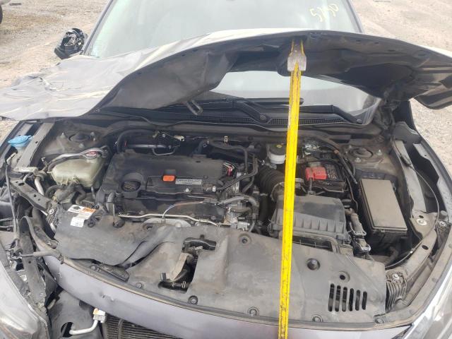 Photo 11 from auction – 2017 HONDA CIVIC LX with VIN 2HGFC2F58HH521962