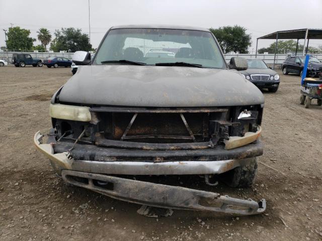 Photo 5 from auction – 2002 CHEVROLET SILVERADO with VIN 2GCEK19V321306704