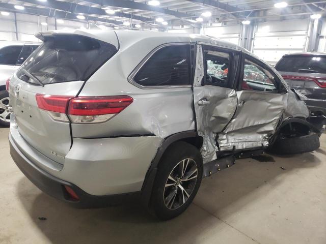 Photo 3 from auction – 2019 TOYOTA HIGHLANDER with VIN 5TDBZRFH4KS716299