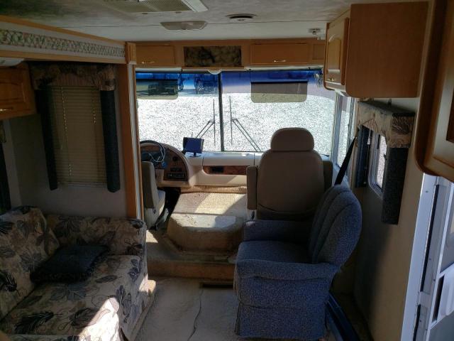Photo 5 from auction – 2003 DAYB MOTORHOME with VIN 5B4LP57G033362430