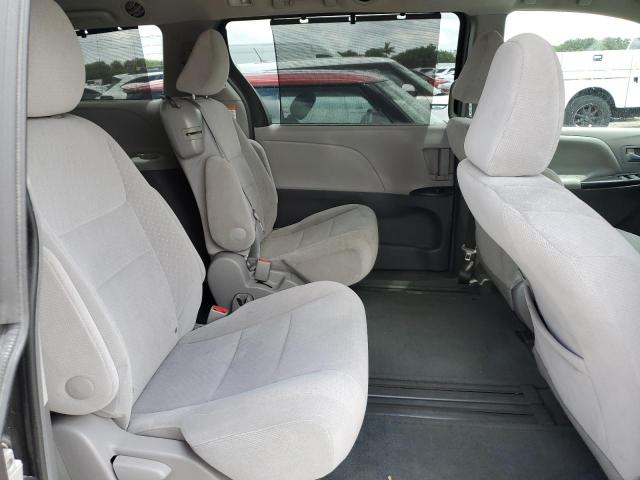Photo 11 from auction – 2015 TOYOTA SIENNA LE with VIN 5TDKK3DCXFS624385