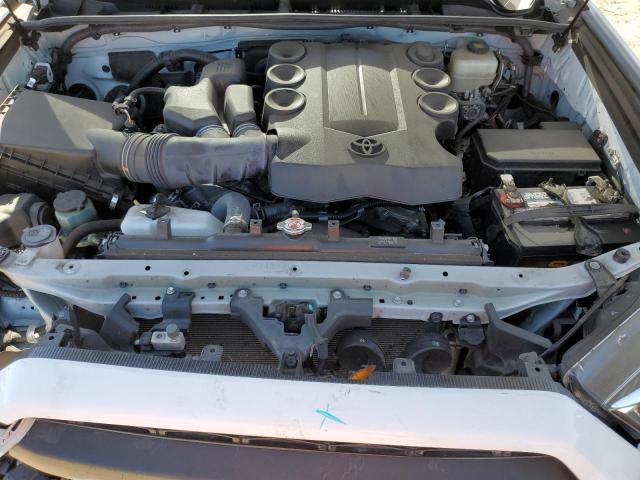 Photo 12 from auction – 2019 TOYOTA 4RUNNER SR with VIN JTEBU5JR3K5700314