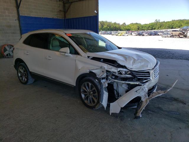 Photo 4 from auction – 2017 LINCOLN MKC SELECT with VIN 5LMCJ2C98HUL45743