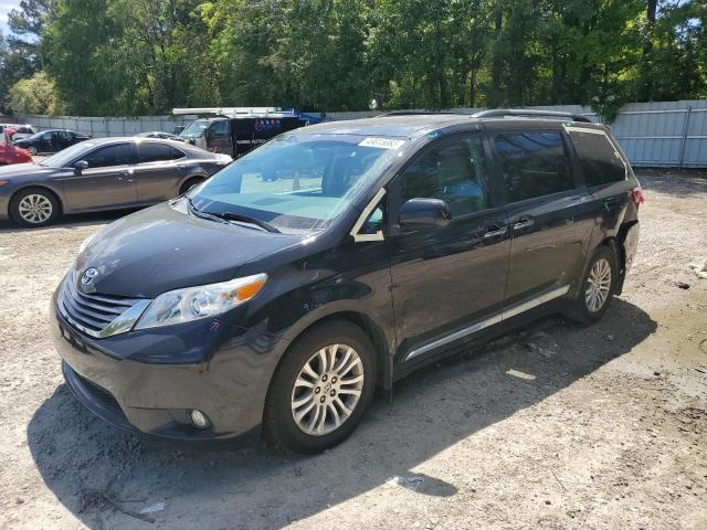 Photo 1 from auction – 2015 TOYOTA SIENNA XLE with VIN 5TDYK3DCXFS652214