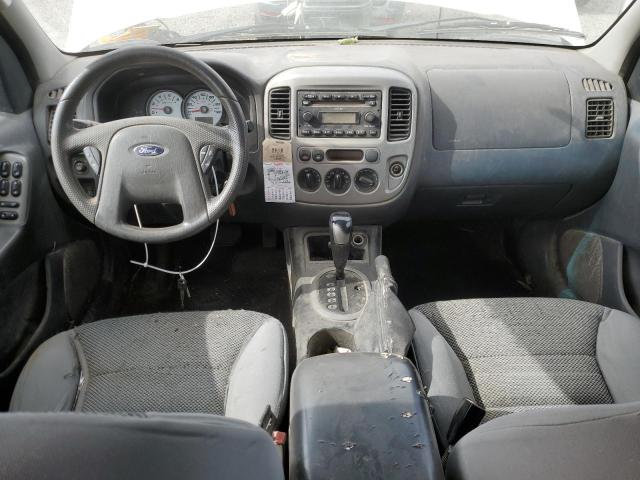 Photo 8 from auction – 2005 FORD ESCAPE XLT with VIN 1FMCU93155KB09720