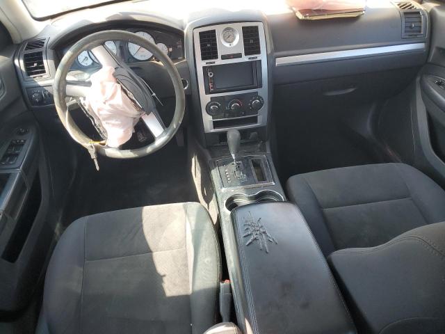 Photo 8 from auction – 2010 CHRYSLER 300 TOURIN with VIN 2C3CA4CD3AH216314
