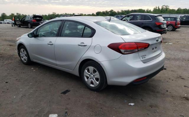 Photo 2 from auction – 2017 KIA FORTE LX with VIN 3KPFK4A73HE089458