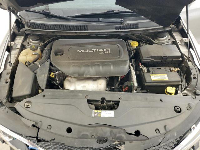 Photo 11 from auction – 2016 CHRYSLER 200 LIMITE with VIN 1C3CCCAB0GN184735