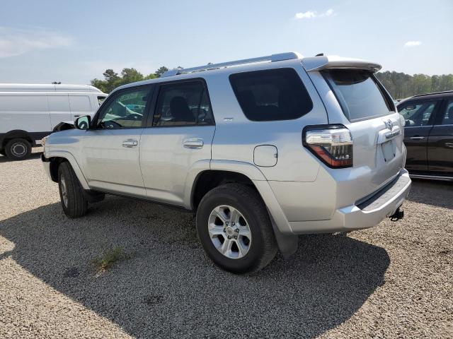 Photo 2 from auction – 2017 TOYOTA 4RUNNER SR with VIN JTEBU5JR2H5415533