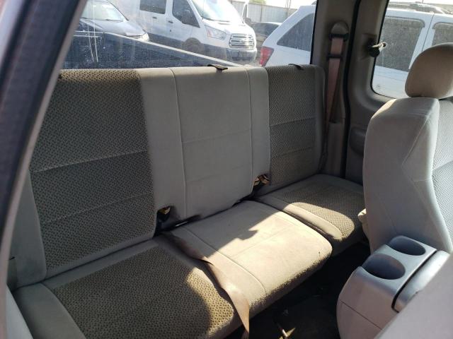 Photo 10 from auction – 2002 FORD F150 with VIN 1FTRX07W42KE43921