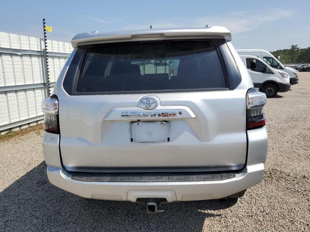 Photo 6 from auction – 2017 TOYOTA 4RUNNER SR with VIN JTEBU5JR2H5415533