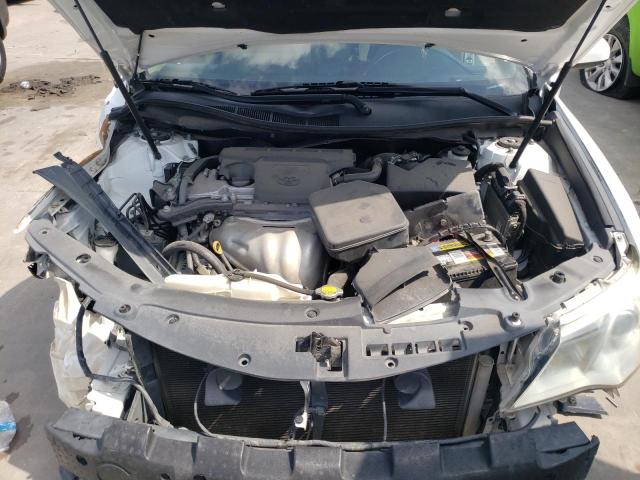 Zdjęcie 11 z aukcji – 2014 TOYOTA CAMRY L z VIN 4T1BF1FK0EU317469