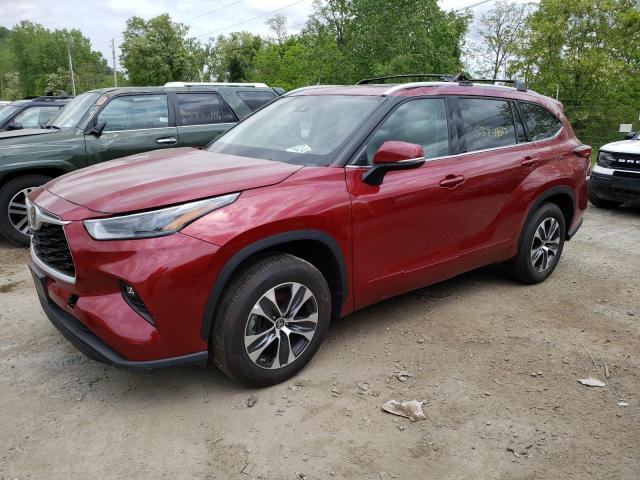 TOYOTA HIGHLANDER 2022 with VIN 5TDHZRBHXNS246283 - Photo from auction