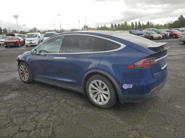 Photo 2 from auction – 2018 TESLA MODEL X with VIN 5YJXCAE22JF130094