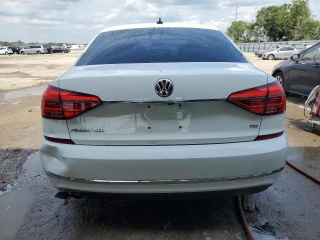 Photo 6 from auction – 2016 VOLKSWAGEN PASSAT SEL with VIN 1VWCT7A32GC067453