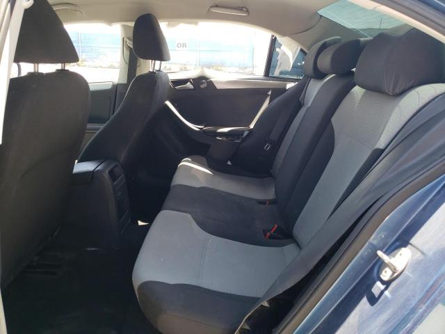Photo 10 from auction – 2017 VOLKSWAGEN JETTA S with VIN 3VW2B7AJ4HM214000