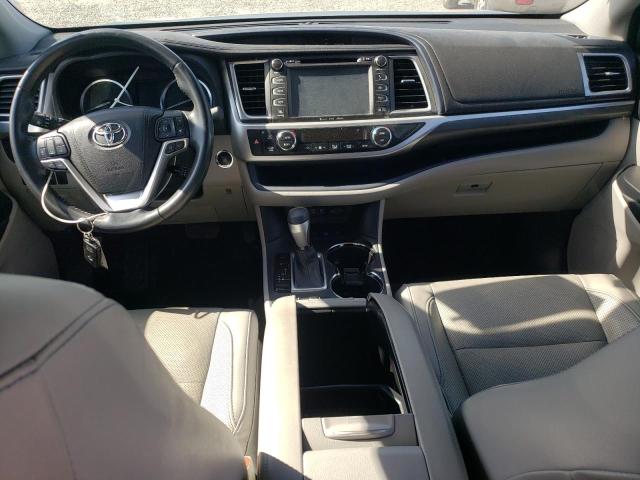 Photo 8 from auction – 2017 TOYOTA HIGHLANDER with VIN 5TDDZRFH8HS427931