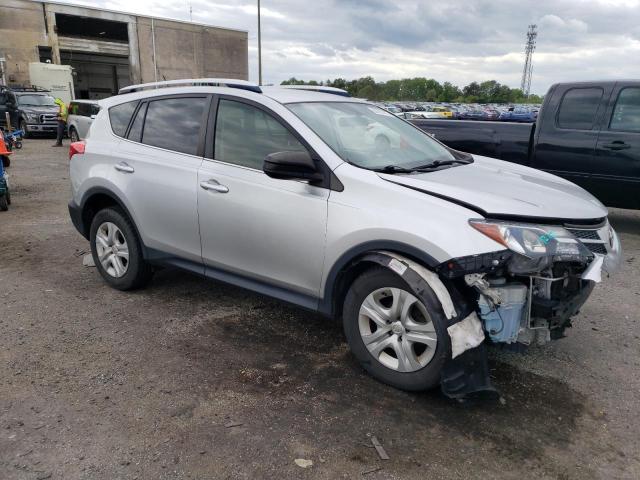 Photo 4 from auction – 2015 TOYOTA RAV4 LE with VIN JTMZFREV5FD050361