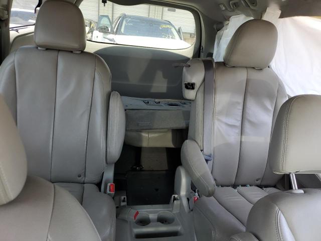 Photo 10 from auction – 2011 TOYOTA SIENNA LE with VIN 5TDKK3DC3BS155182