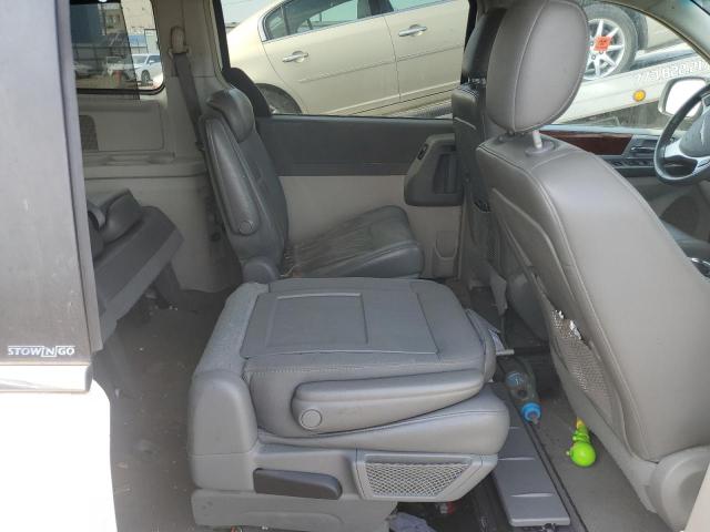 Photo 11 from auction – 2009 CHRYSLER TOWN & COU with VIN 2A8HR54149R618698